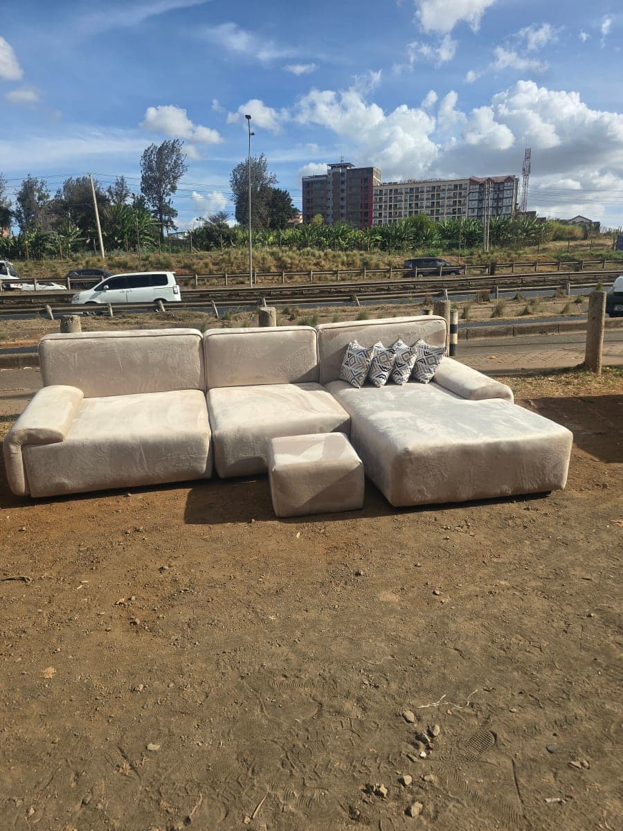 Modified L seats
